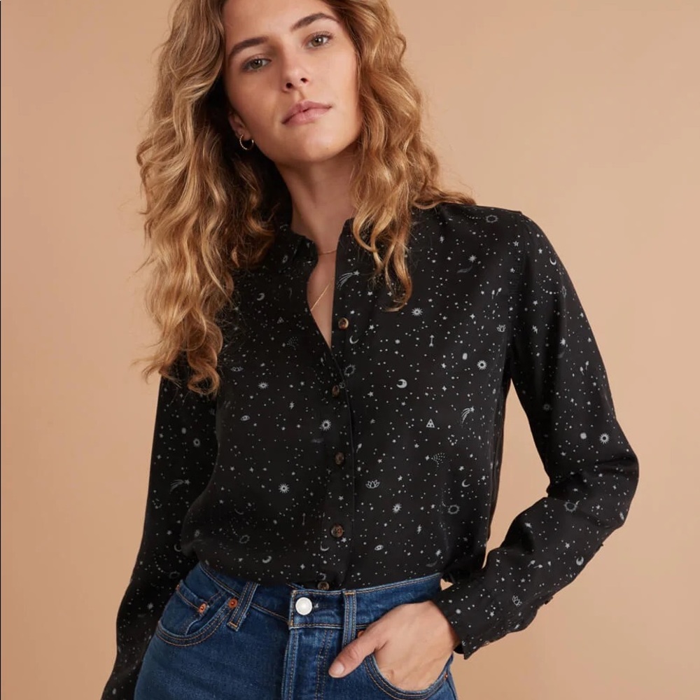 Marine layer xs relaxed button down NWT celestial print